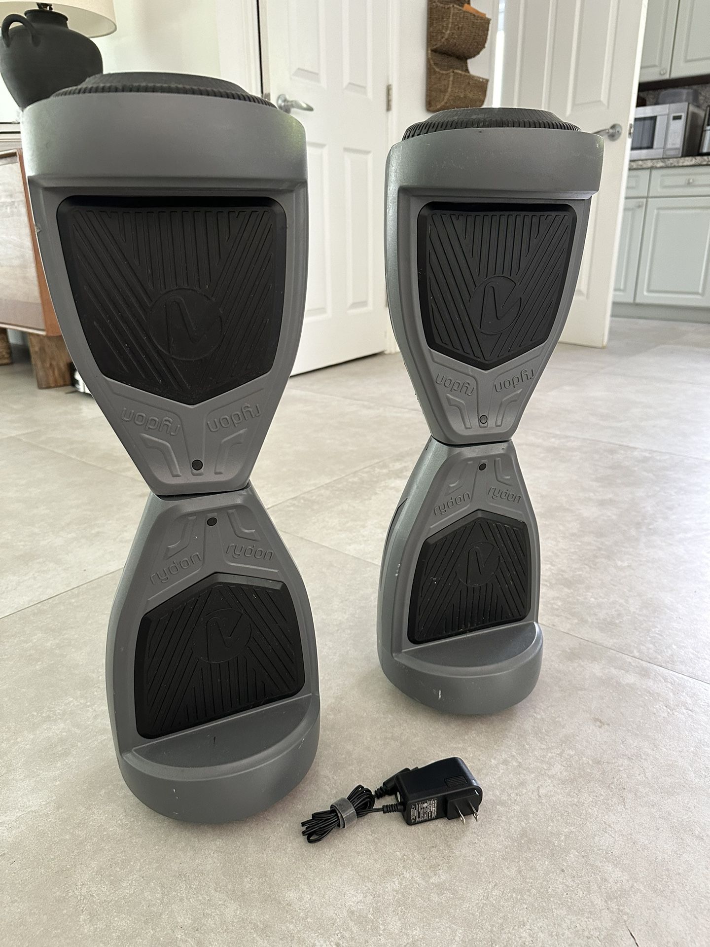 2 Rydon Zag Hoverboard, Gray/black