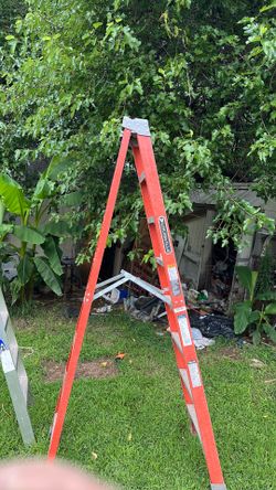 Louisville 8” ladder