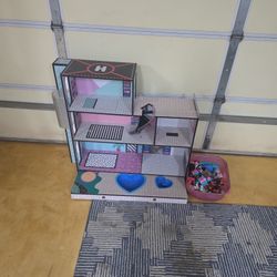 LOL Doll House