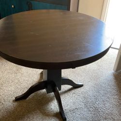 40” Round Dining Table