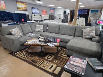 Gray Fabric Sectional Sofa with Chaise