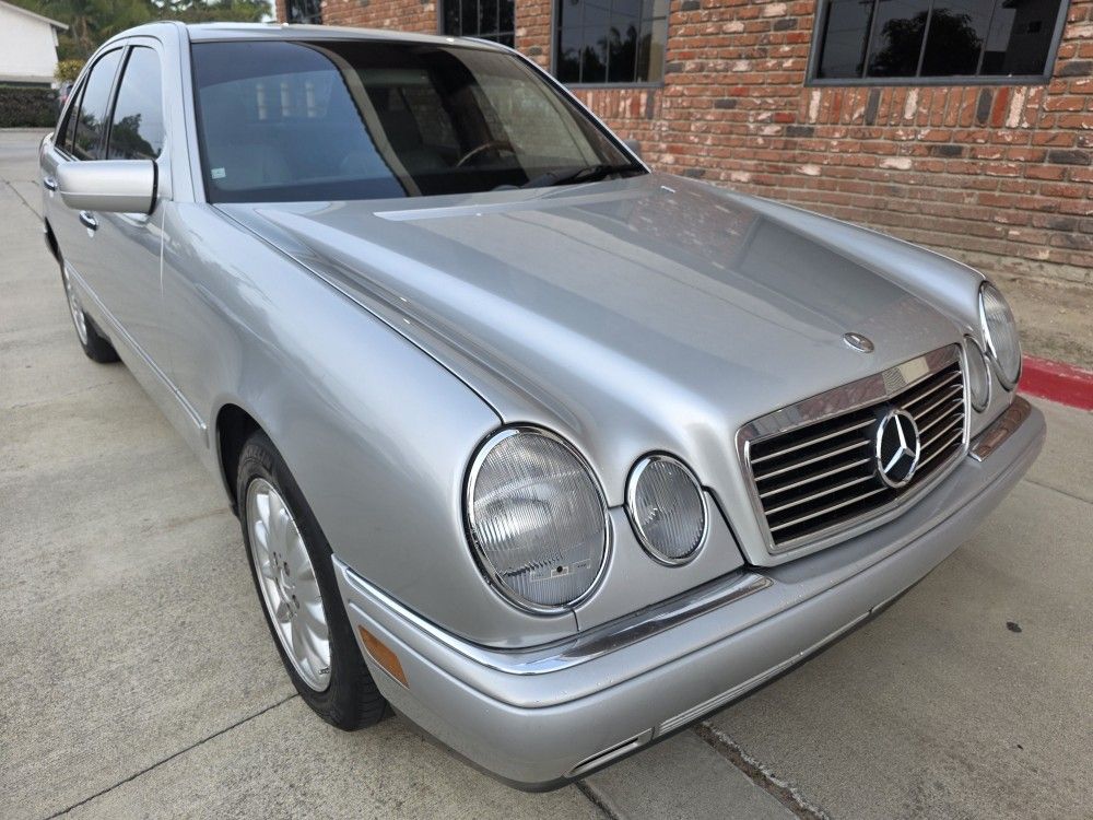 1998 Mercedes-Benz E-Class