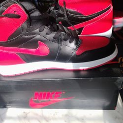 Air Jordan Black Red And White 10.5
