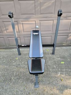 Fitness Gear Adjustable Flat / Incline Olympic Bench Press
