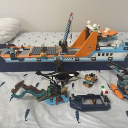 Lego Ship 60368