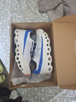 On Cloudmonster size 10