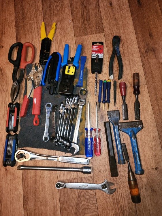 Assoreted Hand Tools
