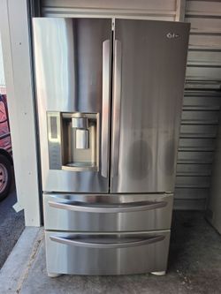 LG STAINLESS STEEL FRIDGE