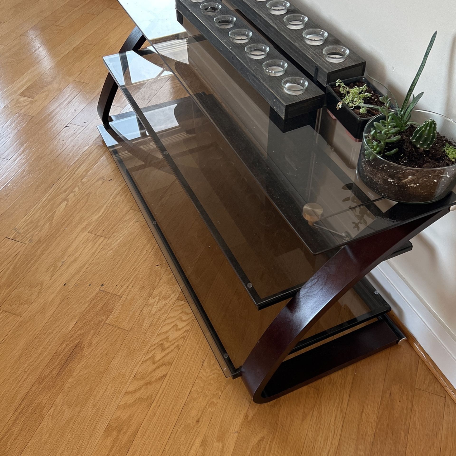 Glass Entertainment System for Sale in Baltimore, MD OfferUp