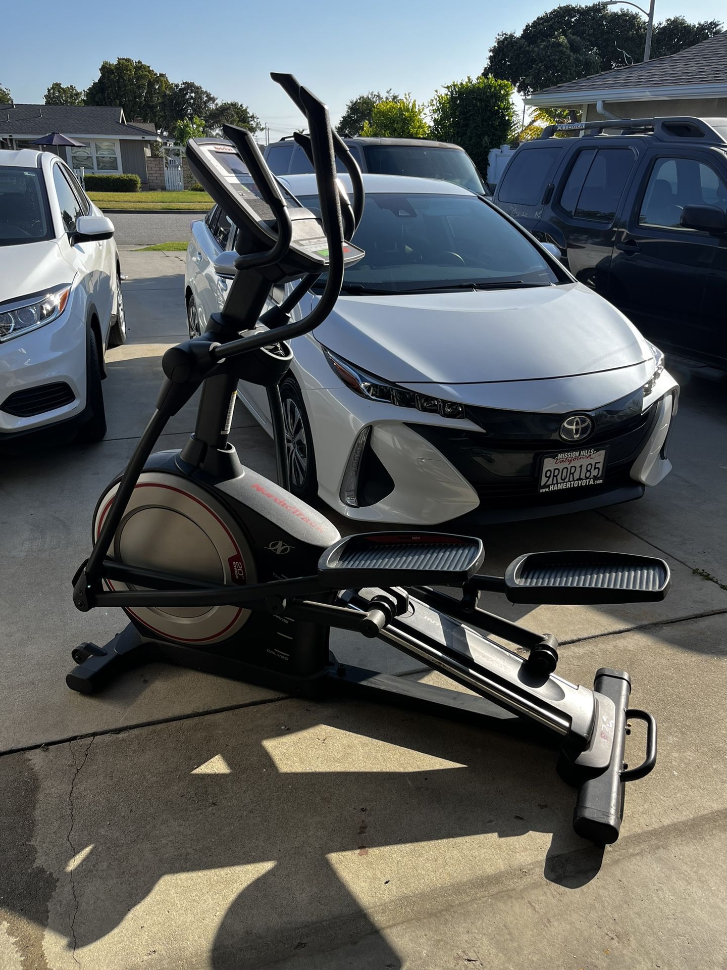 NORDICTRACK ELLIPTICAL CROSSTRAINER 7.6 ifit Works Great 20” Stride