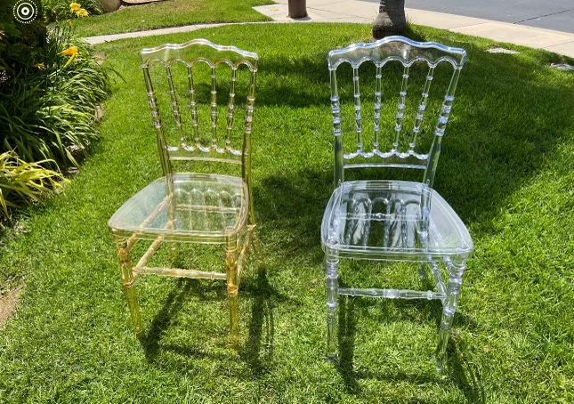 CLEAR GHOST CHAIRS