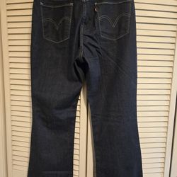 New Levis brand bootcut style jeans for ladies
