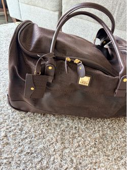 NEW DUFFLE BAG WITH WHEELS
