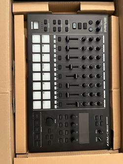 Roland Groovebox MC707