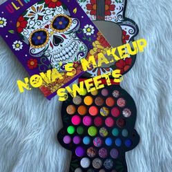Ultramo Skull Eyeshadow Palette 