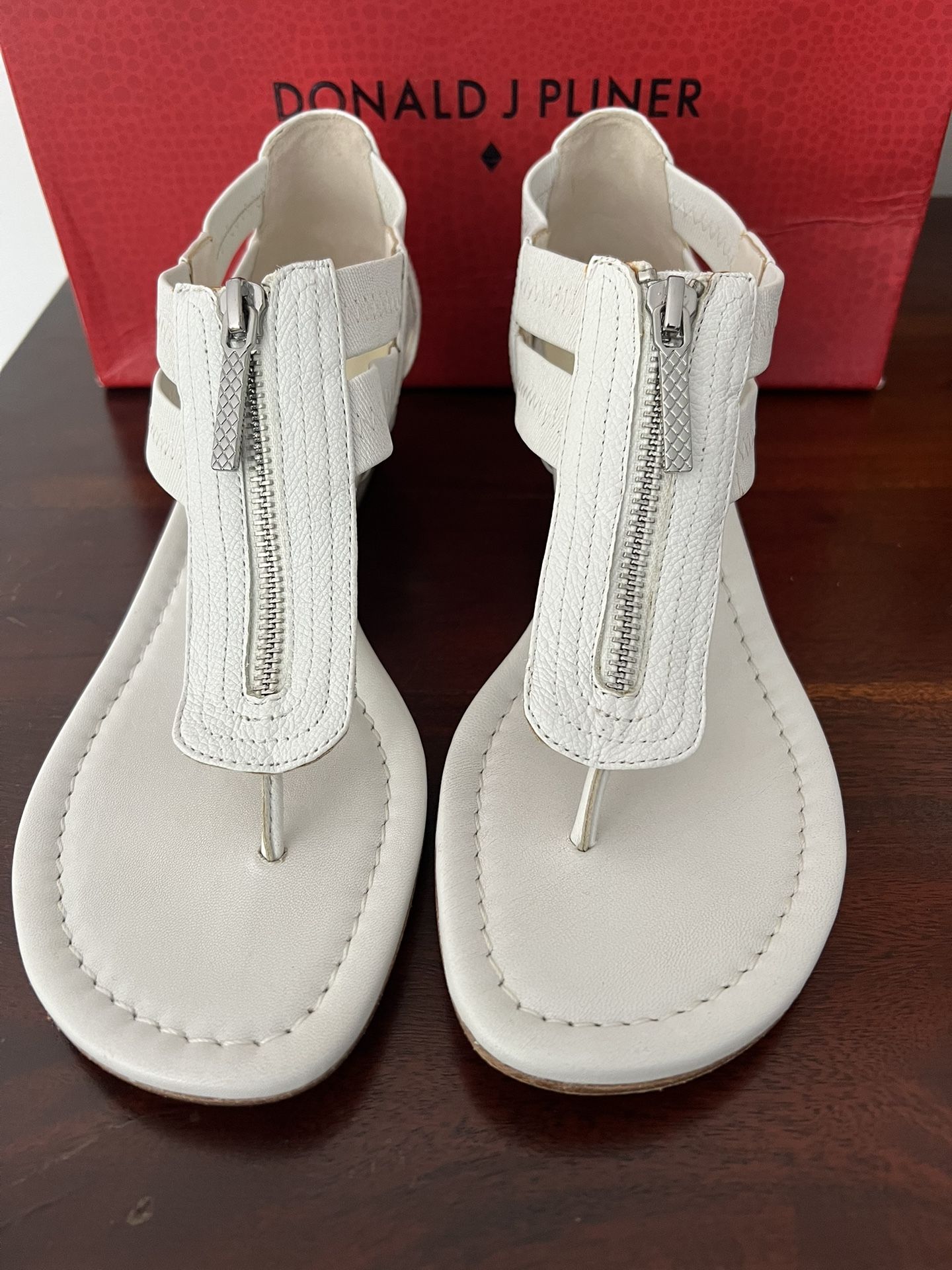Donald J Pliner Leather Wedge White Sandals Size 9