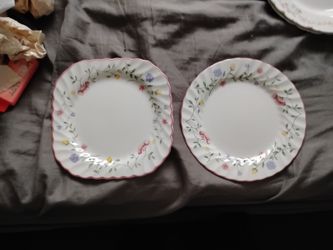 Decorative plates