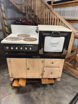 Vintage Hot Point Stove
