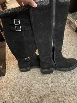 Black suede boots