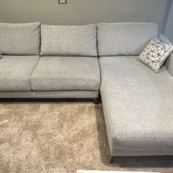 Small sectional - Brand New Condition