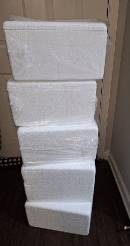 Styrofoam Insulated Shipping Containers - 5 Total