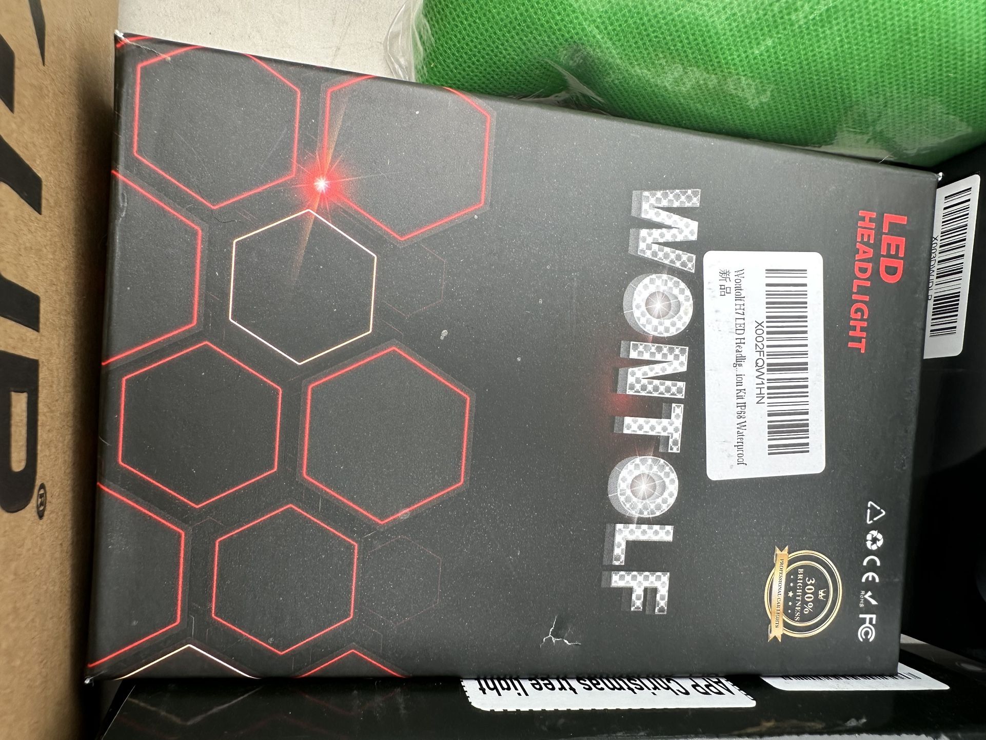 Wontolf lED Headlights Red