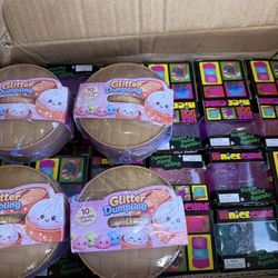 cube dumpling  and jellyfish squishy