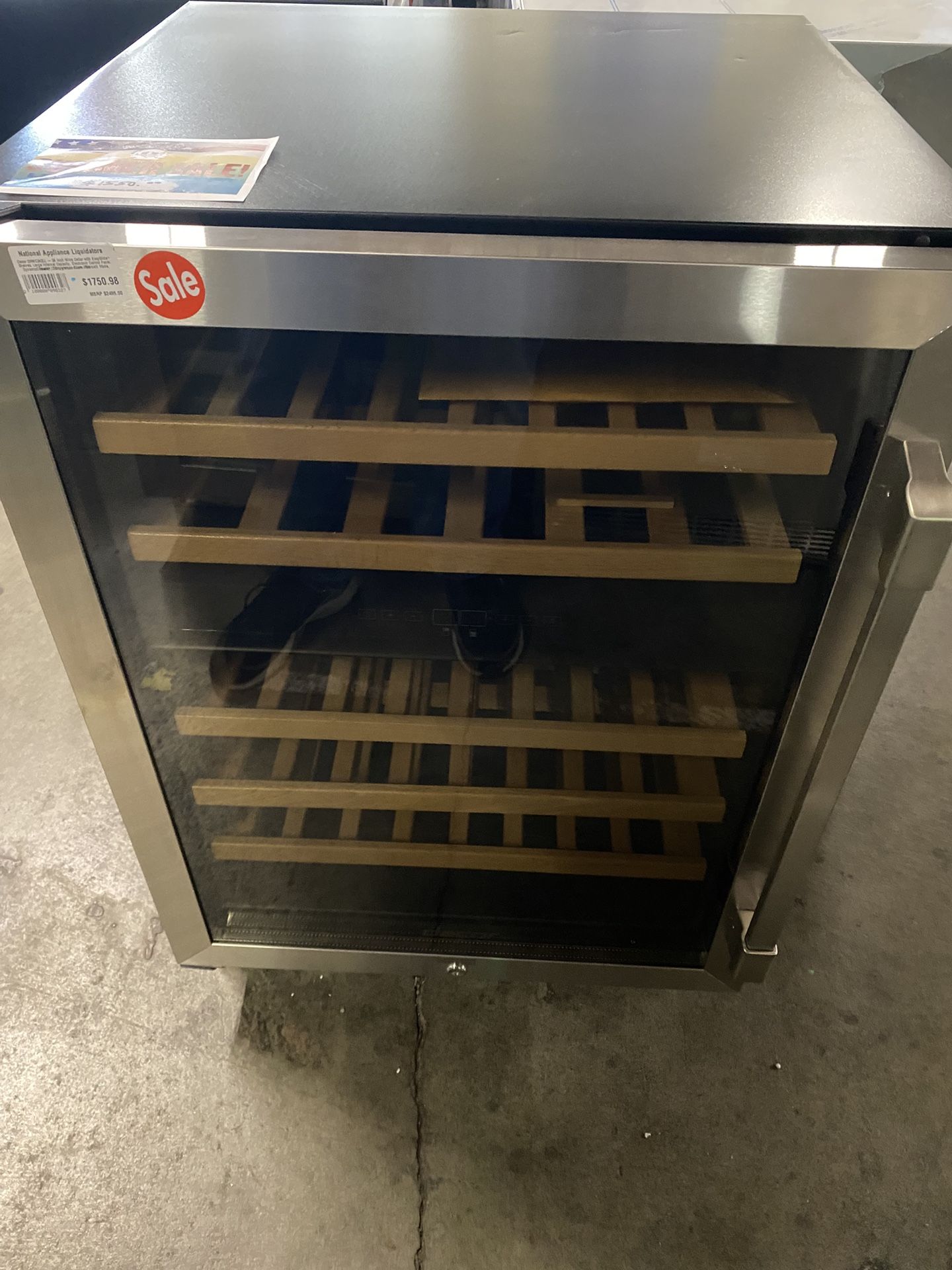 Dacor Professional  HWC242L 24 Inch Wine Cellar with EasyGlide™ Shelves, Large Internal Capacity