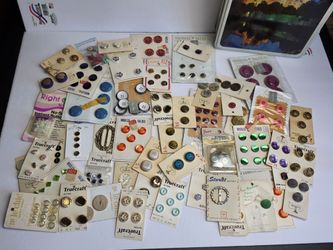 Large Lot of Vintage True Craft Buttons Various Sizes and Shapes wit Tin