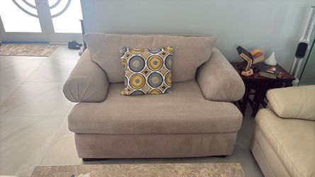 Loveseat