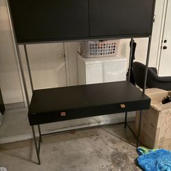 Office desk 