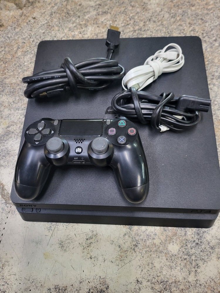 Sony 500gb Playstation 4 video game system