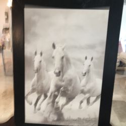 2 Wall Decor