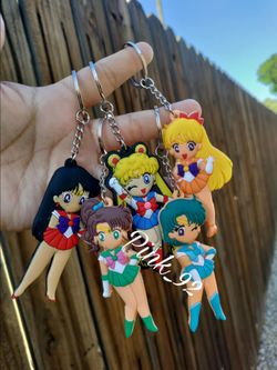 SAILOR MOON ANIME DOUBLE SIDED KEYCHAINS