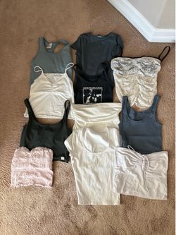Women’s/Teen Clothing Size Small