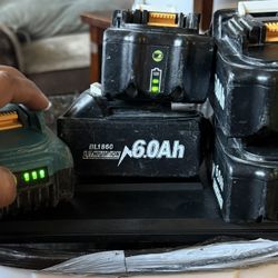 Batería Semi Nuevas Y Cargadores 