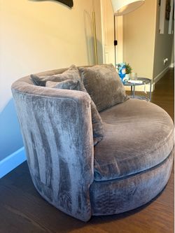 Microfiber rotating cuddler