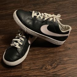 Girls Nike Shoes 