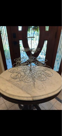 3-Tier Metal Wire Cupcake Stand