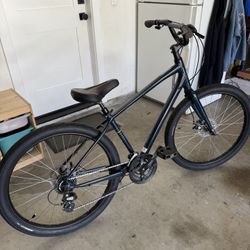 Specialized - Roll Sport 7-Speed bike