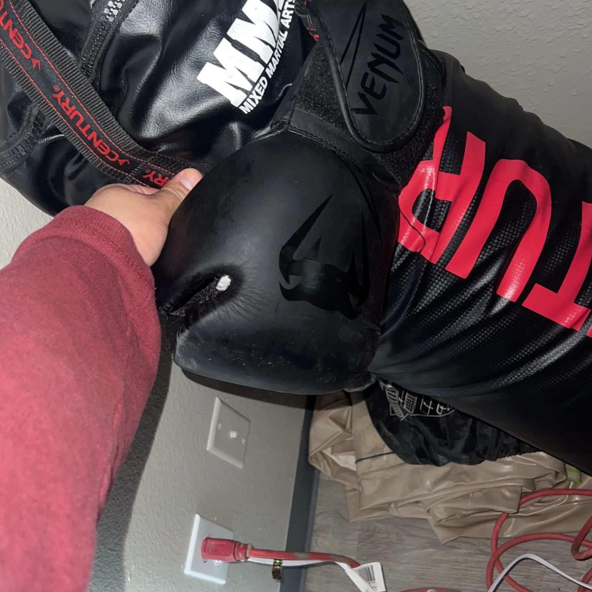 70 Pds Bag With Gloves