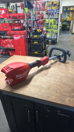 Milwaukee M18 FUEL 18V Brushless Cordless Battery Powered QUIK-LOK Power Head with Attachment Capability (Tool-Only)