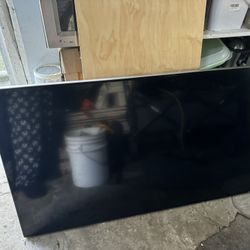 VIZIO 55inch 4k Tv MISSING REMOTE. 