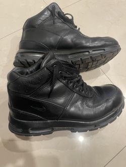 Nike Air Max Goadome Size 9.5