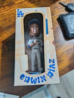 Dodger bobbleheads the price I put it for one bobblehead only