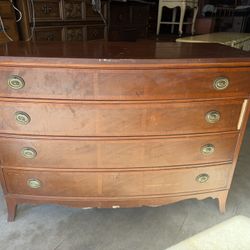 4 DRAWERS VINTAGE DRESSER BY RWAY NORTHERN FURNITURE COMPANY