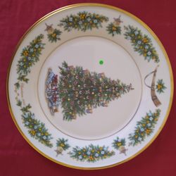 Lenox Anauel Collectors Plates. Mint Condition 