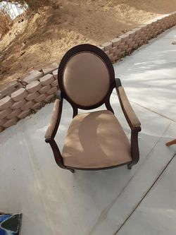 Armed chair