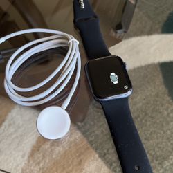 Apple Watch Series 4 