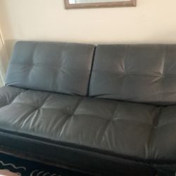 Couch, Bed